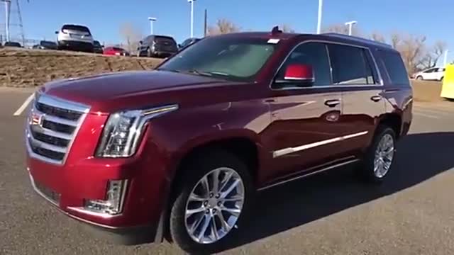 新款凯迪拉克凯雷德霸气到货，看了外观内饰给个不喜欢的理由