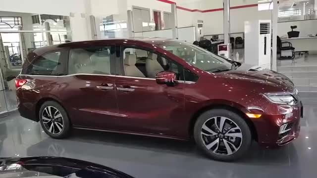 2020款本田奥德赛到店实拍，打开车门看到内饰，我忘记了别克GL8