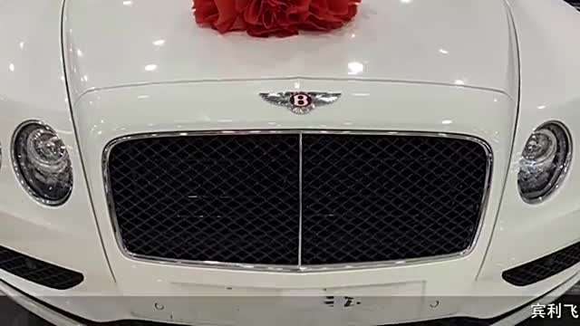 宾利飞驰V8S欧规版现车实拍四座豪华轿车