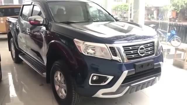 2019款日产纳瓦拉到店实拍，近距离看到实车，我忘了福特猛禽