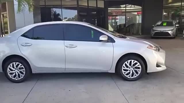 2019款丰田卡罗拉到店实拍，看完这些颜色版本喜欢哪款自己选