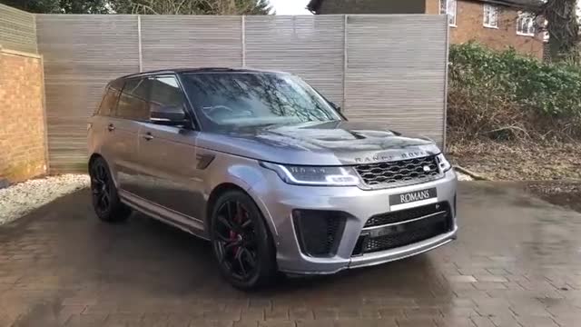 2020款路虎揽胜Sport SVR高清实拍，这颜值和内饰，简直太帅了