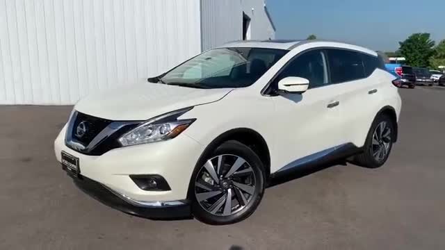 2019款日产楼兰到店实拍，坐进驾驶室那刻，才知道啥叫改变