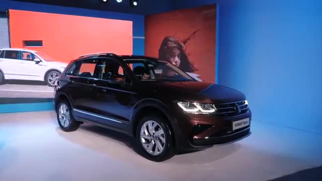 新车展示，2021款大众途观，实在太好看了，选它还是奥迪Q5？