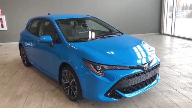 2020款丰田卡罗拉两厢版到店实拍，看到外观和内饰，我彻底心动了