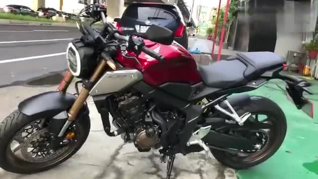 热门新车,实拍本田CB650R,不愧是四