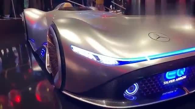 未来科幻之作，实拍奔驰EQSilverAr