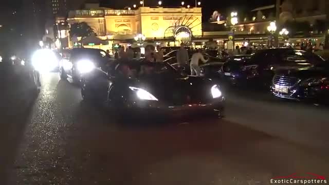 在摩纳哥街头实拍，保时捷跑车也