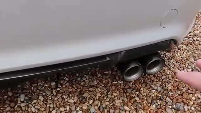 宝马M2海外实拍主驾驶空间展