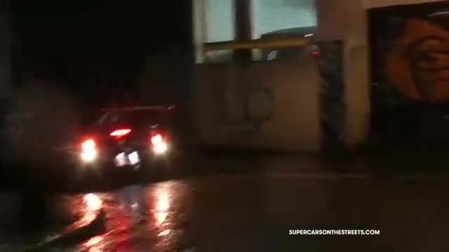 外国超跑跑车装卸过程实拍