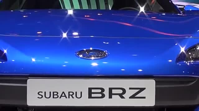 车展实拍全新斯巴鲁BRZ细节，土豪们喜欢这台车吗？