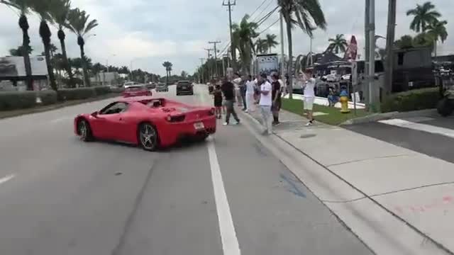 海外跑车实拍回归，哪辆加速声浪