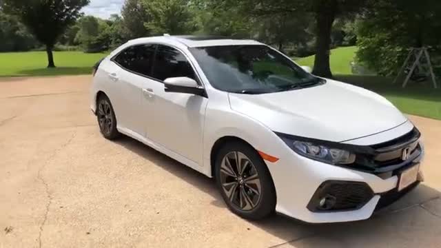 2021款本田思域两厢版抢先实拍，按下钥匙，买不买高尔夫自己定