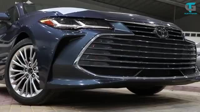 2021款丰田亚洲龙入库实拍，按下钥匙坐进驾驶室，给个不买理由