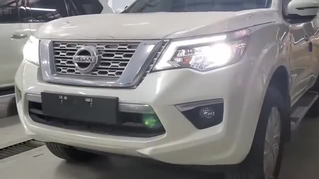 2020款日产途达高配版实拍，近距离了解外观与内饰，给个不买理由