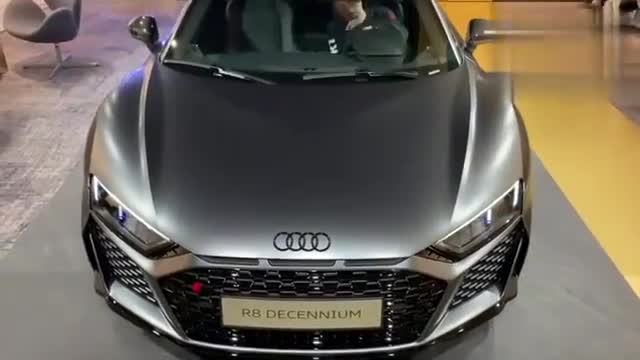 奥迪R8V10限量版实拍欣赏，外观和内