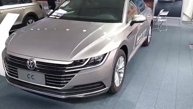 2019款大众CC车展实拍，无框车门美不美？