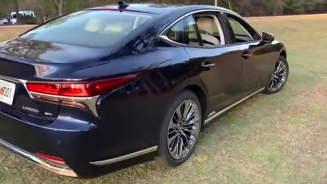 2020款雷克萨斯LS500hAWDHybrid，后