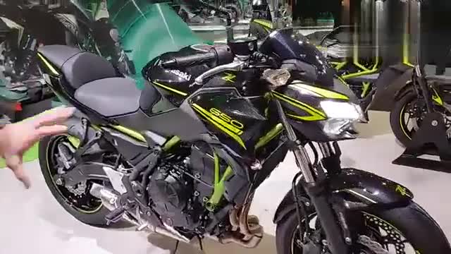 车展现场,实拍川崎全新Z650,颜值提