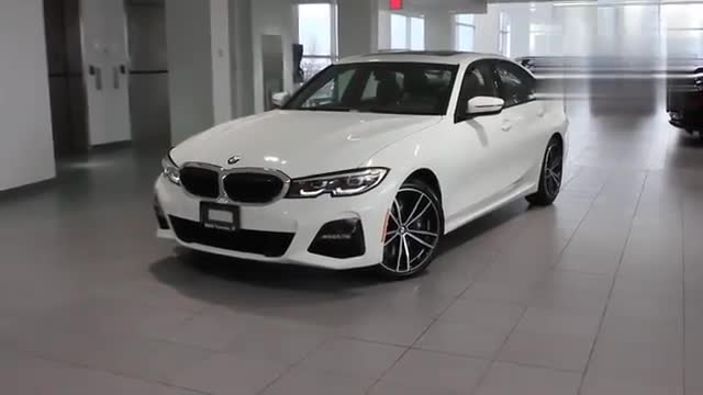 2020款宝马3系330i到店实拍，往后备