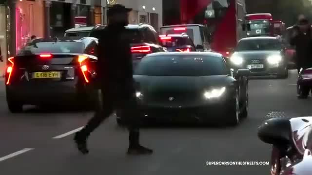 高性能跑车海外实拍欣赏拥有不