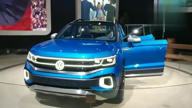 让年轻人眼前一亮的皮卡车，实拍