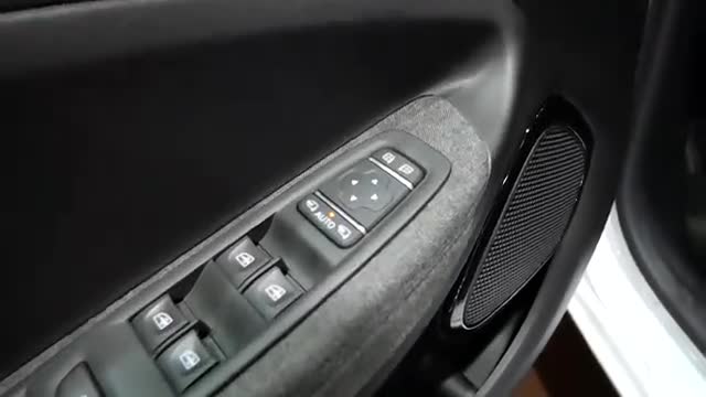 全新一代雷诺Zoe内饰细节车展实