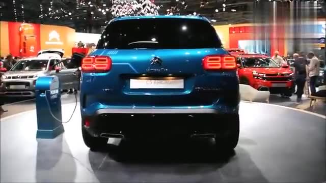 混动SUV新选择，车展实拍雪铁龙天