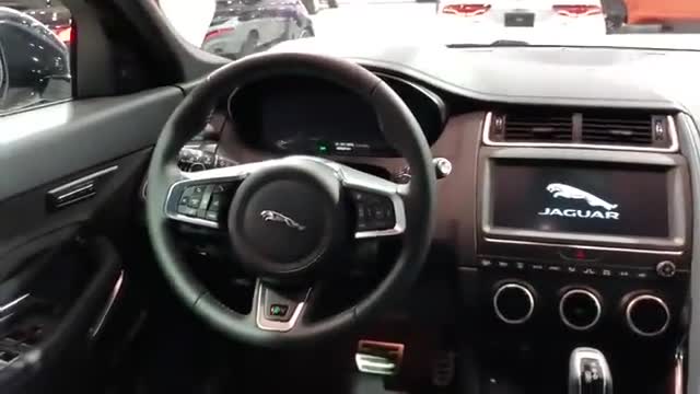 你会喜欢这辆全新的捷豹E-PaceP300