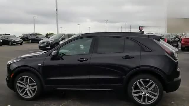 浑身充满美系车的阳刚之气，实拍