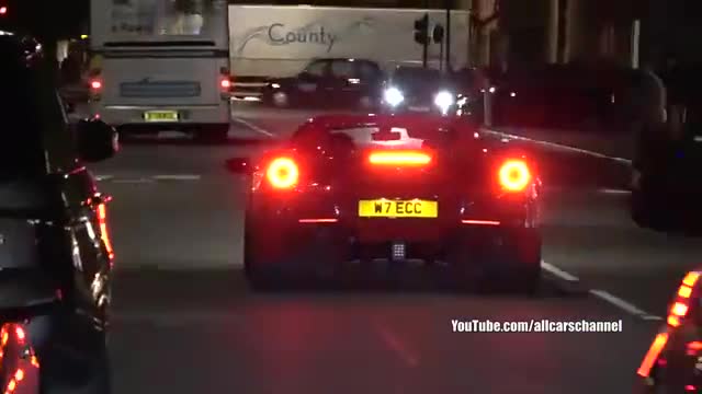 实拍跑车海外道路加速拥有不错