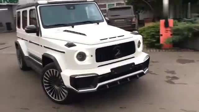 实拍欣赏INFERNO改装奔驰AMGG63