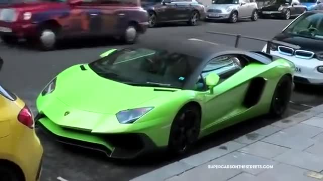 实拍伦敦街头豪华超跑姿态十足