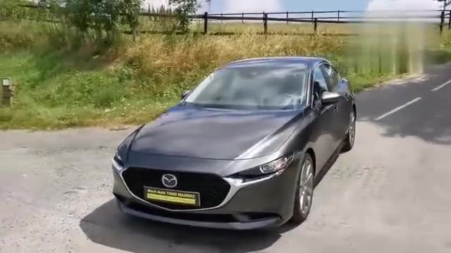 实车实拍新款马自达3三厢版，颜值