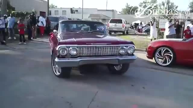 实拍海外街头炫酷改装车