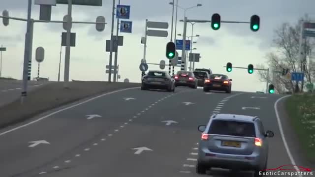 海外实拍性能车出街展示，动力出