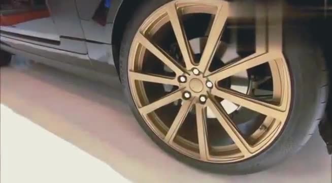 霸气豪华车展实拍路虎揽胜看一眼无法自拔