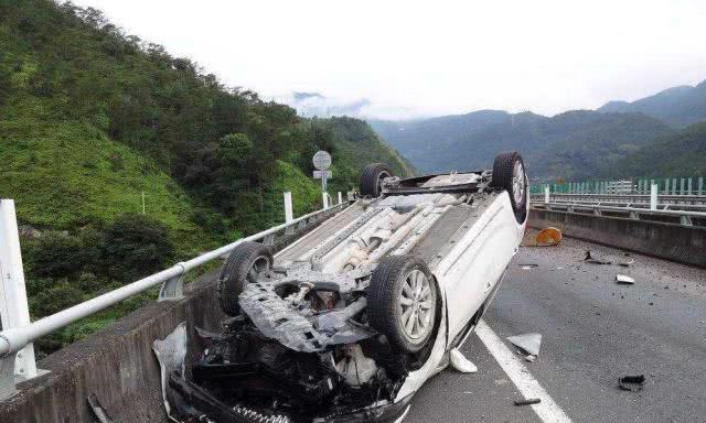 轮胎多久必须换一次？修车师傅：最好不要超过这个时间