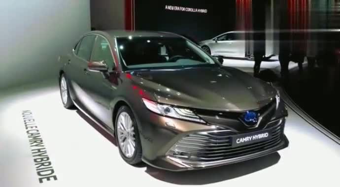 大气有面儿还环保，实拍第八代丰田凯美瑞混动版