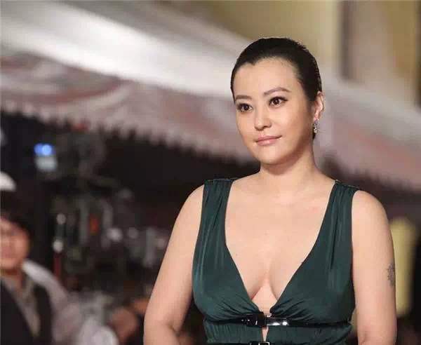 郝蕾个人介绍资料 大学期间就是热播剧女主角一路演技