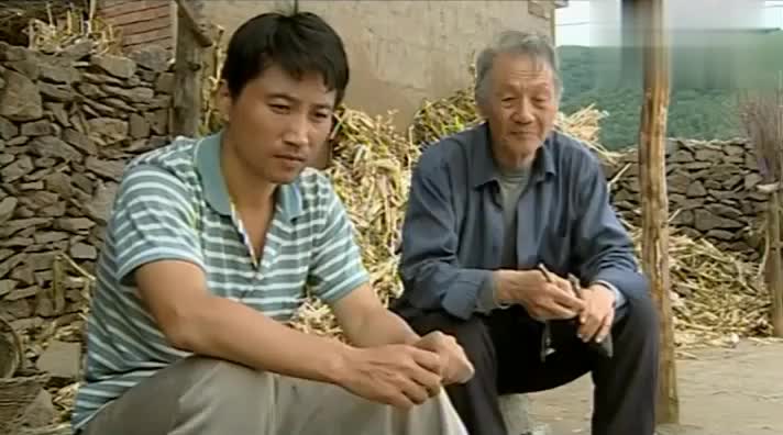 暖春:宝柱不是成心想分家,还是很心疼爹的,全让香草给