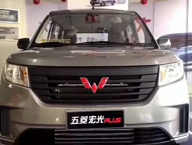 全新一代五菱宏光PLUS焕新震撼来