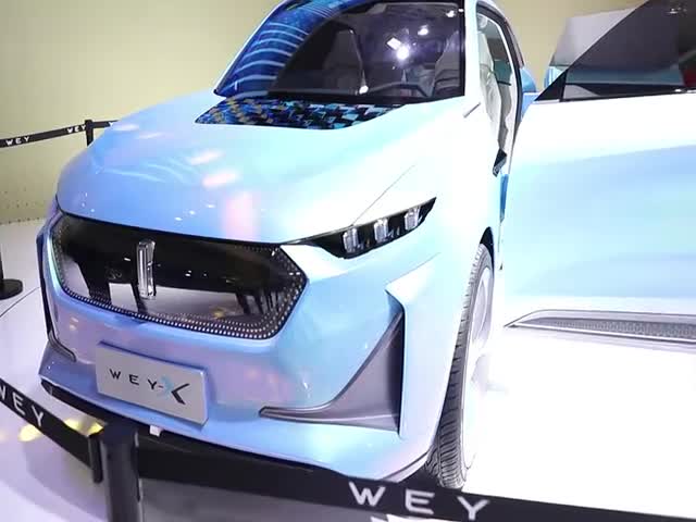 实拍WEY-X概念车！悬浮式座椅，全景3D车顶还能当家庭电源