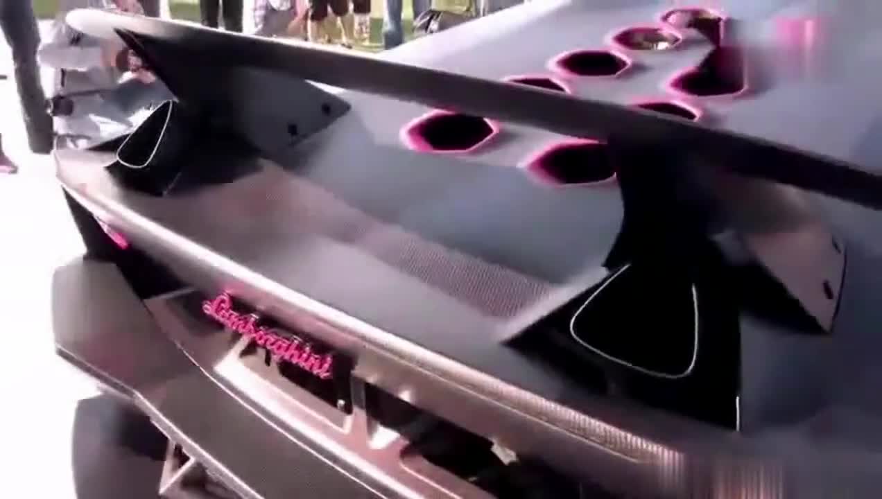 实拍爆改超低底盘兰博基尼 连减速带都过不去！