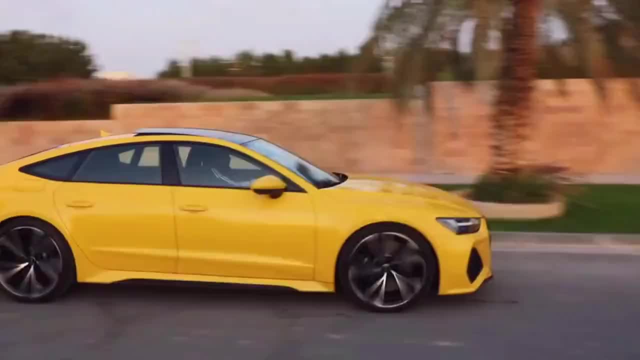 奥迪RS7全新维加斯黄色40TV8，最高时速308，最酷的新款RS7