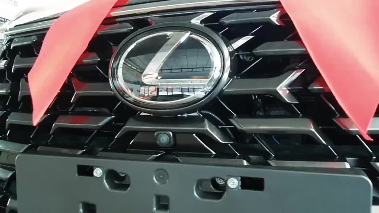 雷克萨斯LX570发车，真香！