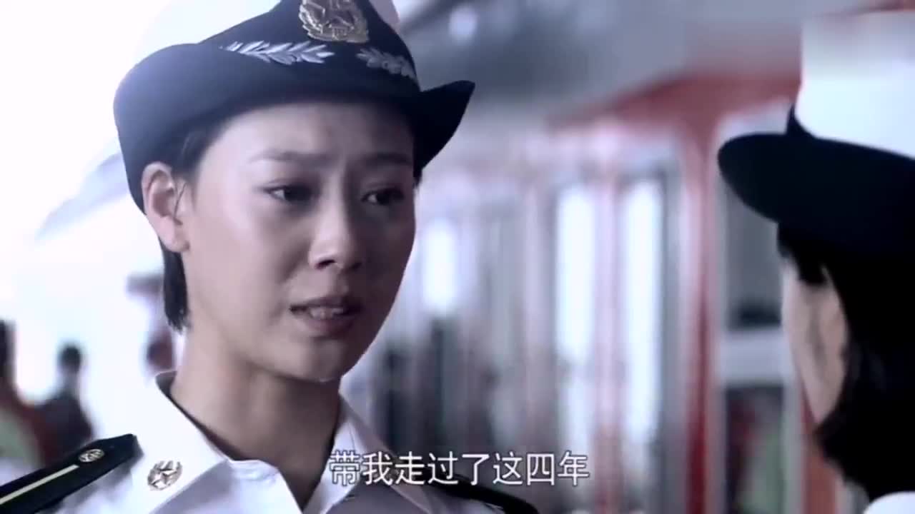 国防生:苏寒国防生毕业了,爸爸执行任务残废了,辛酸.