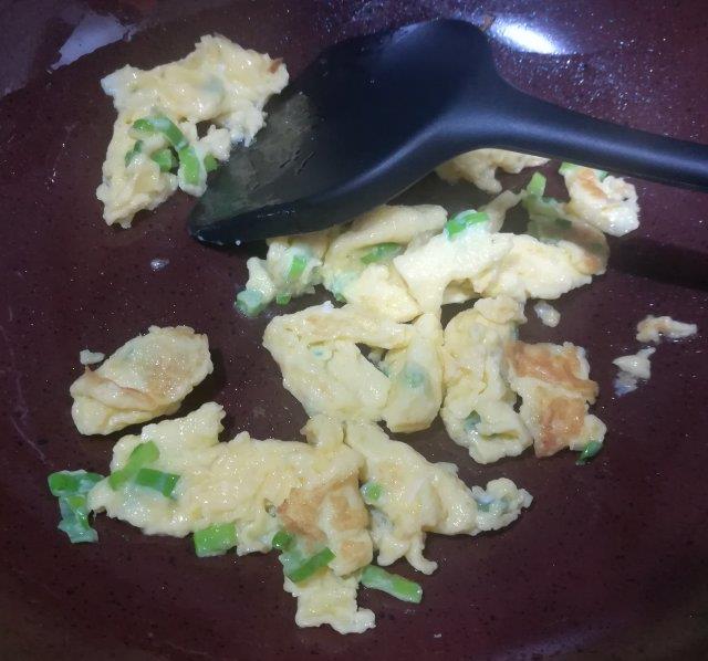 炒什么菜要放鸡精 2c0f-iwasyei4375209.jpg