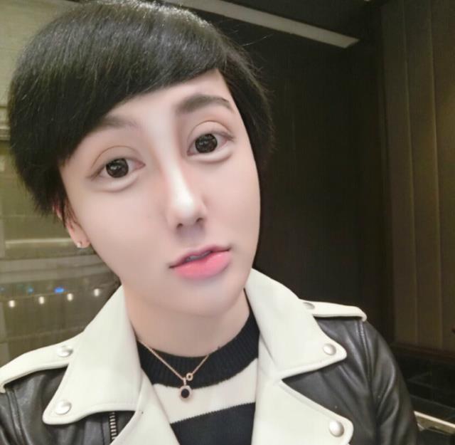 但回首往事,人们似乎已经看不见刘紫晨了.他去哪儿了?