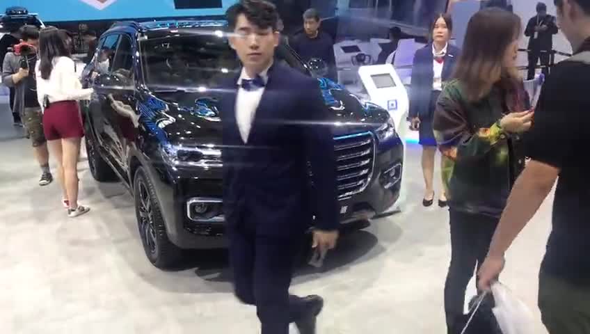 车展抢鲜看：哈弗H6GT版，全黑外观，既高级又运动